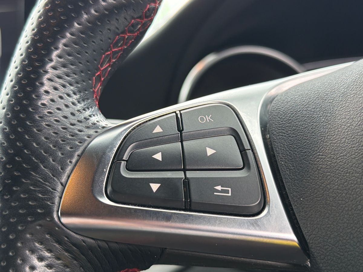 Mercedes-Benz CLA Photo autoimg-0e3a0c0d037e4430328100ec041b5c4bb3f68dac.jpg