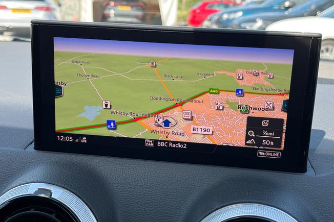 AUDI Q2 Photo 14