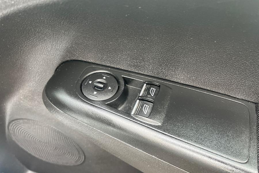 Ford TRANSIT COURIER Photo autoimg-0e3b9ce624bddde8573a8868a20ac924ef6dd510.jpg
