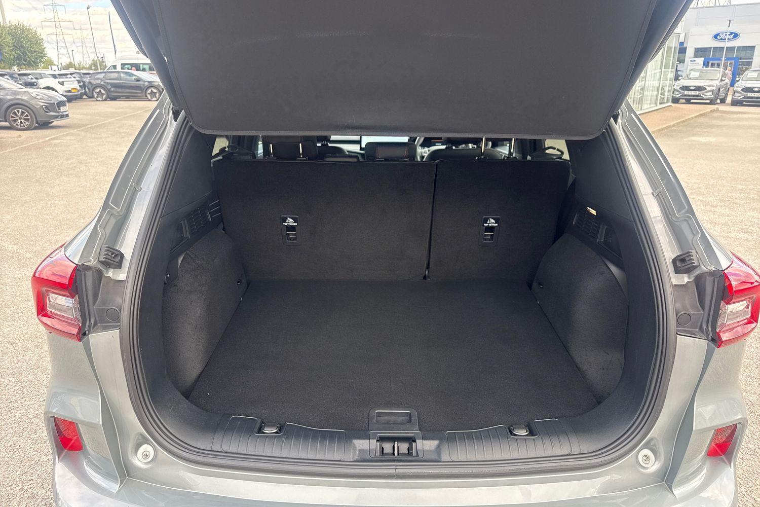 Ford KUGA Photo 20