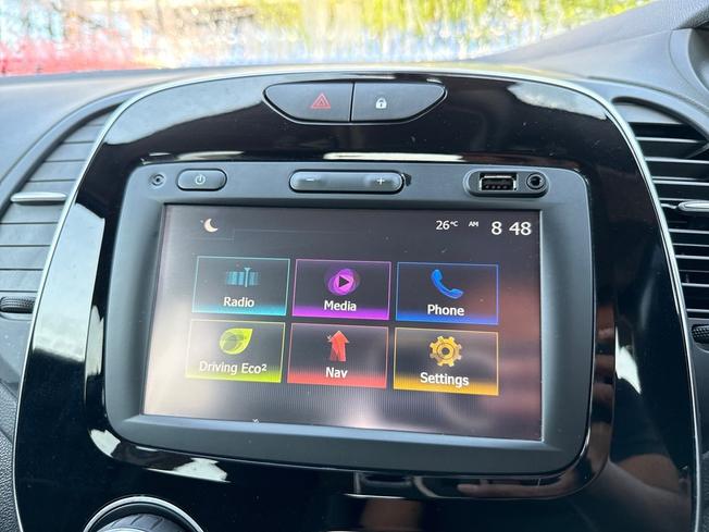 RENAULT Captur Photo 13
