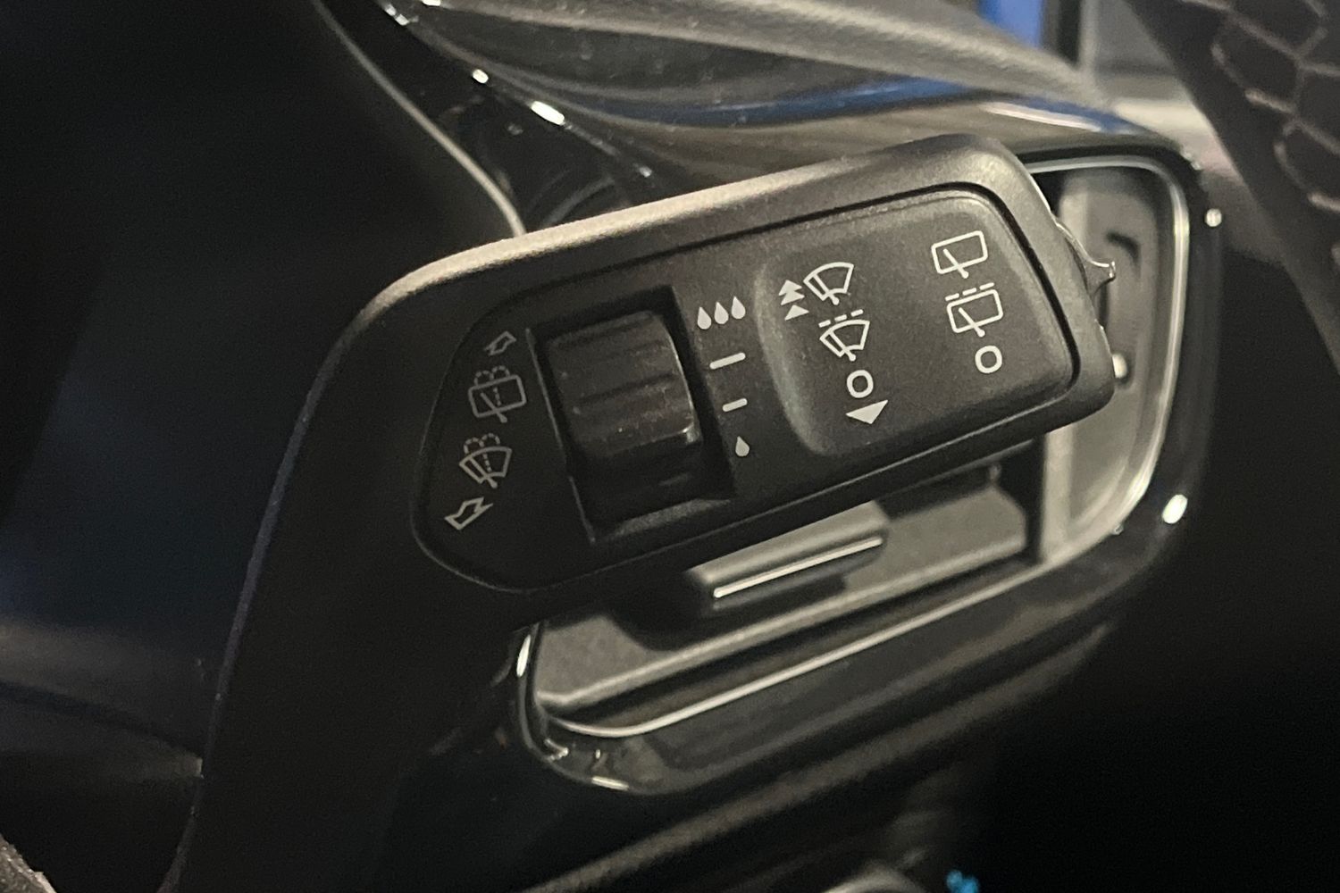 Ford FIESTA Photo 14