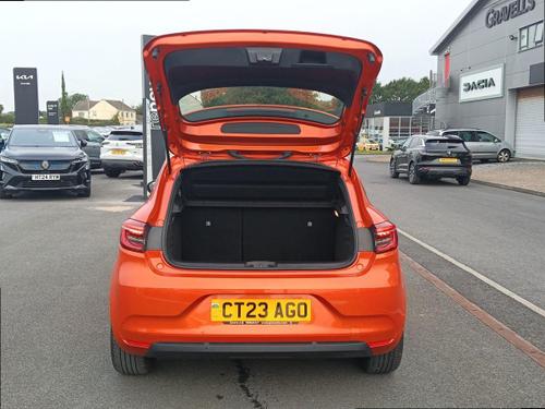 Renault CLIO Photo autoimg-0e4b6c3fdd1d28c4d2918002b8f15d30b84d8ccd.jpg