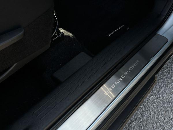 Toyota Urban Cruiser Photo autoimg-0e54674cc54d77306e183ebdd9645d81cd30f7b1.jpg