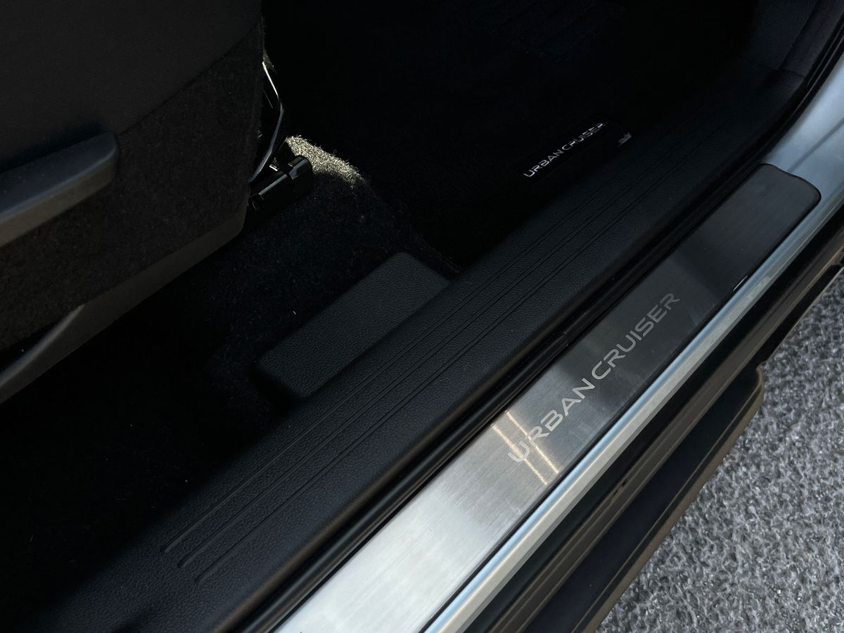 Toyota Urban Cruiser Photo 28