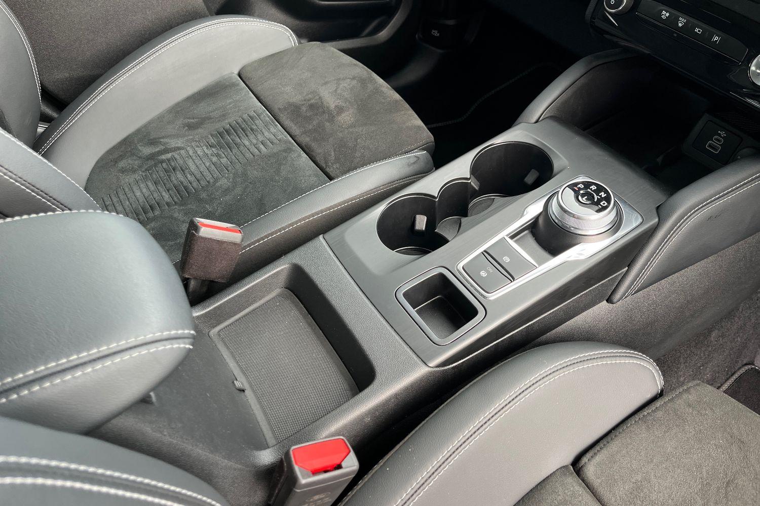 Ford KUGA Photo 35