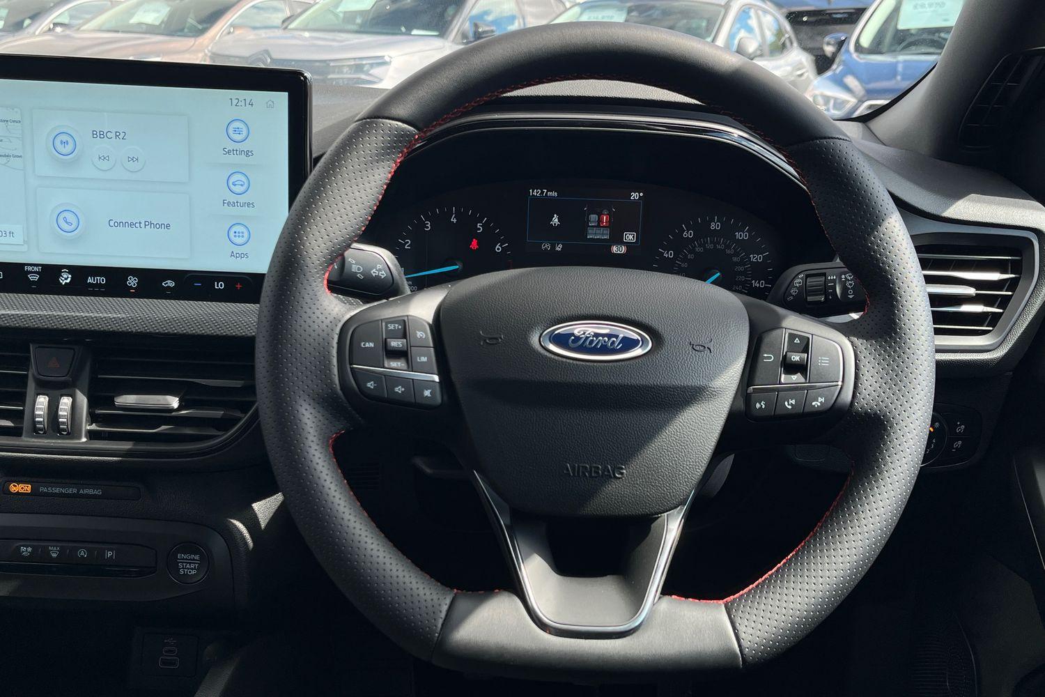 Ford FOCUS Photo 11