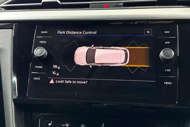 VOLKSWAGEN Arteon Photo 21