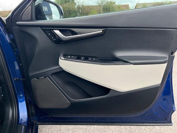 Kia EV6 Photo autoimg-0e5cebfaf562f9ae6ba34ad3fa30fc7716a84e03.jpg