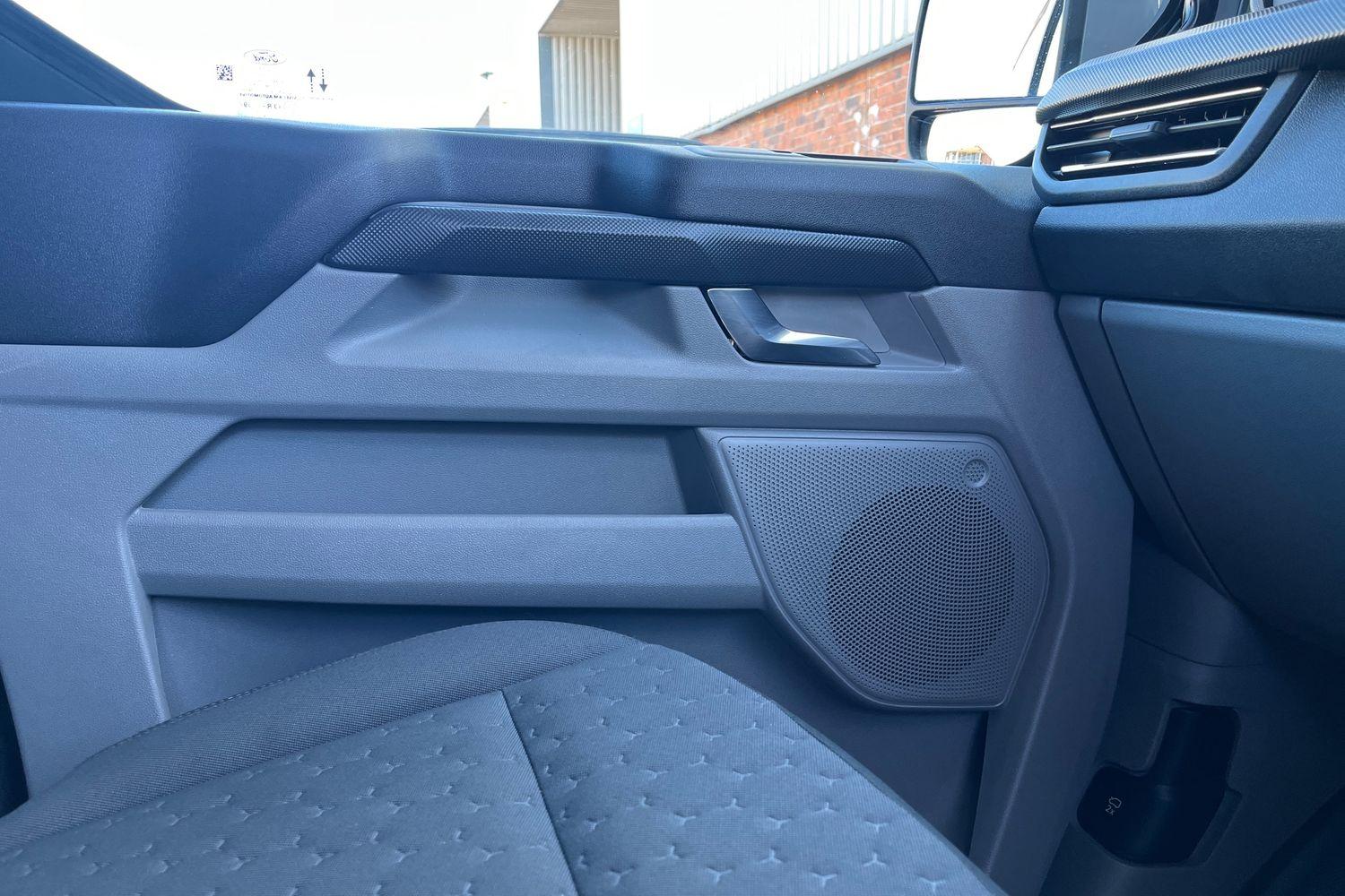 Ford TRANSIT CUSTOM Photo 34