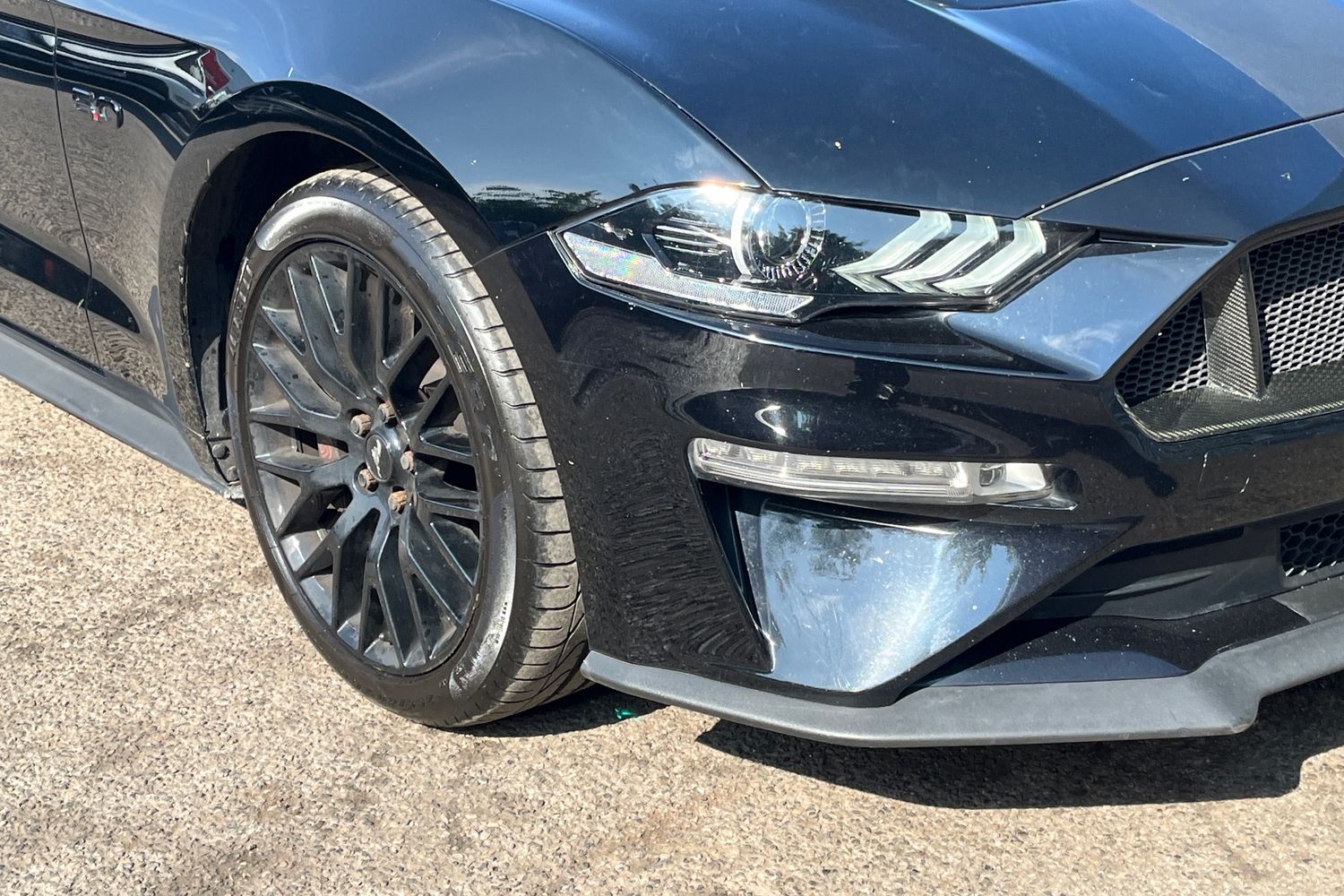 Ford MUSTANG Photo 26