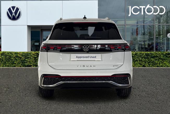 VOLKSWAGEN Tiguan Photo 7