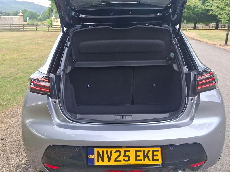 Used Peugeot 208 NV25EKE 18