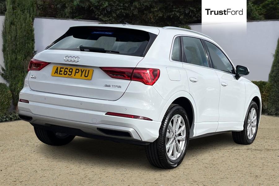 Audi Q3 Photo autoimg-0e6bb805919af6b3a3488539483cd32fe24589f6.jpg