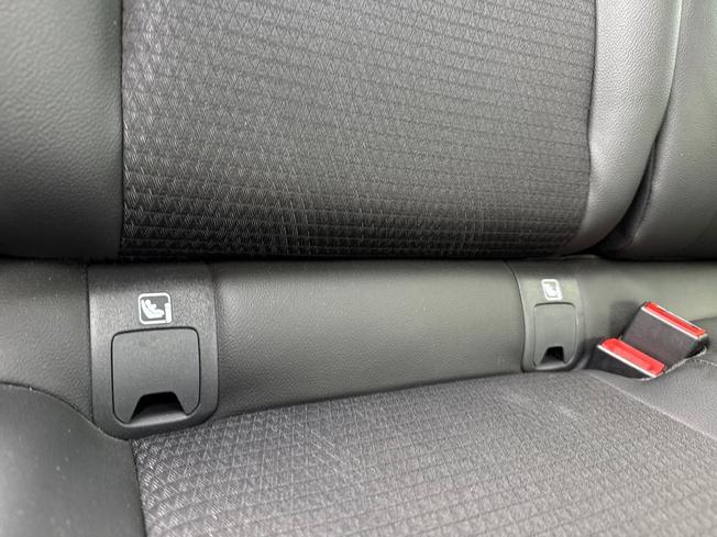 NISSAN Qashqai Photo 24