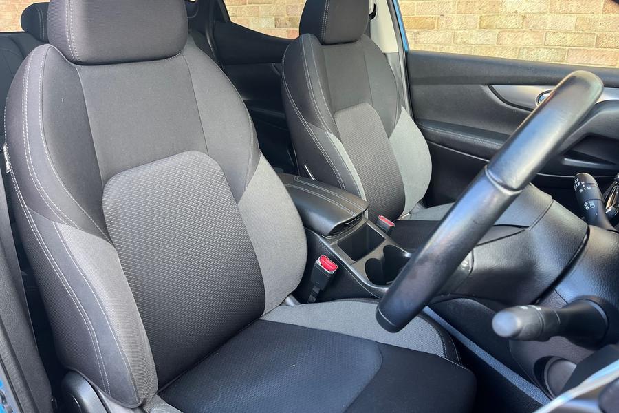 Nissan QASHQAI Photo autoimg-0e7415800398627aadbea43dc607c22290078780.jpg