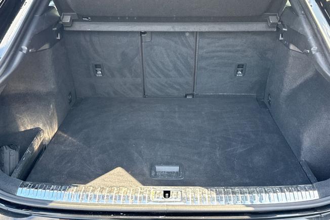 Audi Q3 Photo 12