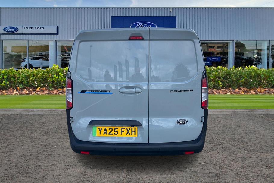 Used FORD E-TRANSIT COURIER YA25FXH 12