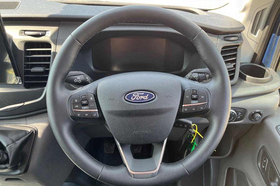 Ford TRANSIT Photo autoimg-0e7a9d377b4b1d430ce525c7d16d604a44273f03.jpg