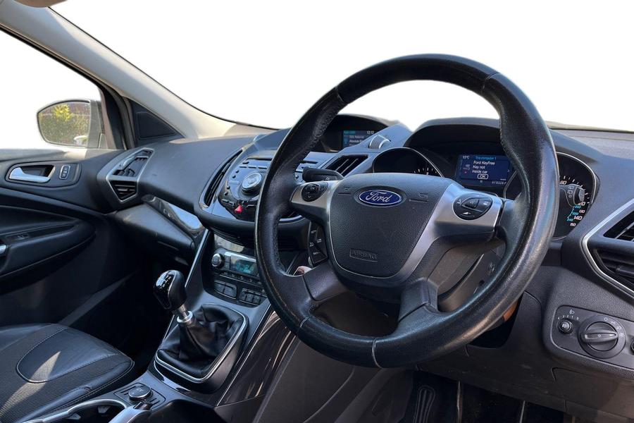 Ford Kuga Photo autoimg-0e7f5789e35fa0ffdb07966dbcb54515d90d146b.jpg