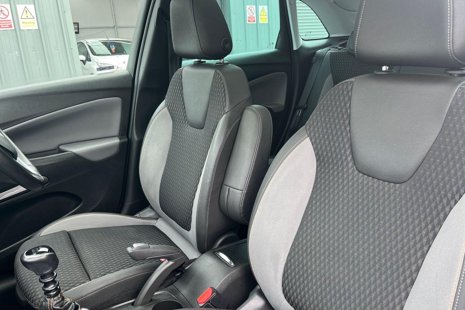Vauxhall CROSSLAND X Photo 18