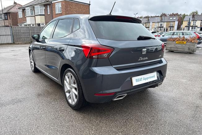 SEAT Ibiza Photo 23