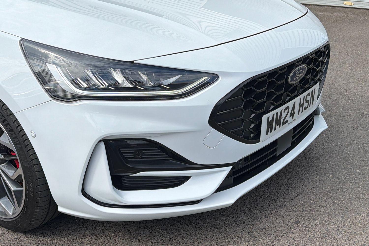 Ford FOCUS Photo 27