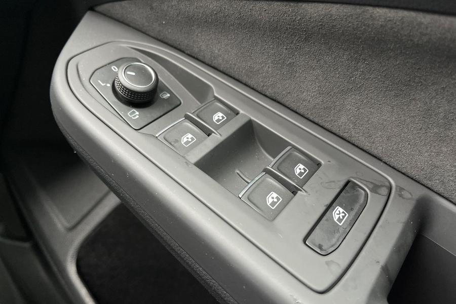 Volkswagen Golf Photo autoimg-0e8cd807878f78a438c9a425a218c65e8e43a371.jpg