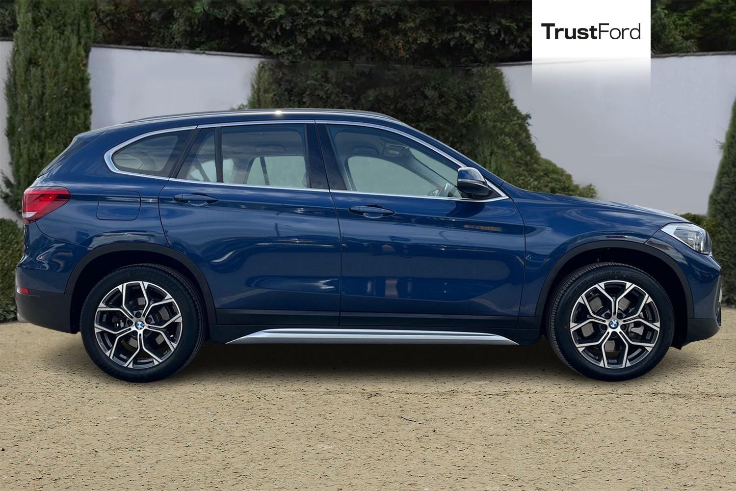 BMW X1 Photo 2