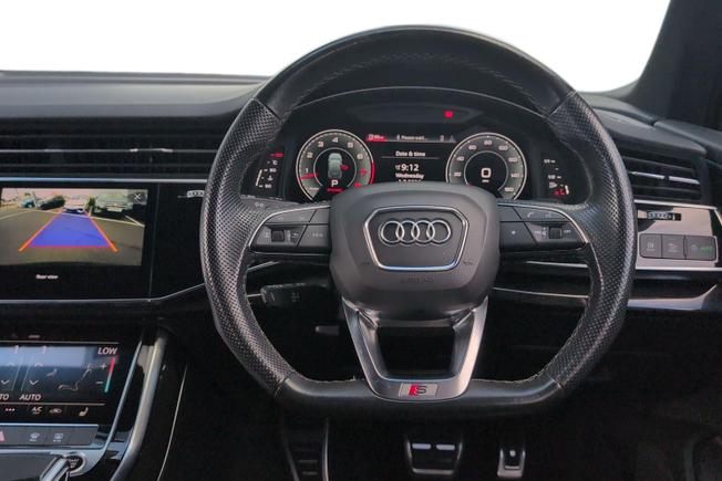 Audi Q7 Photo 11