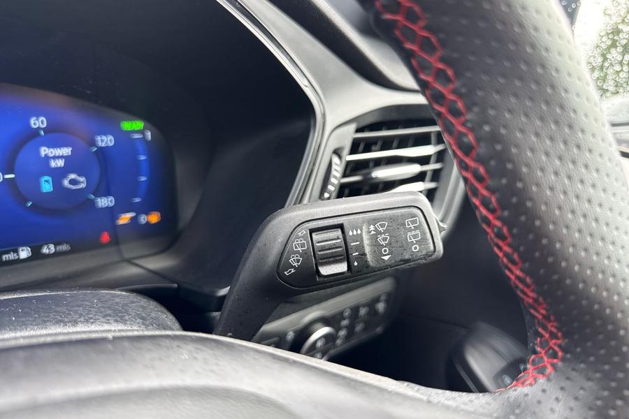 Ford KUGA Photo autoimg-0e93367f8b7d213dd810a6bb9be59fd66b94273c.jpg