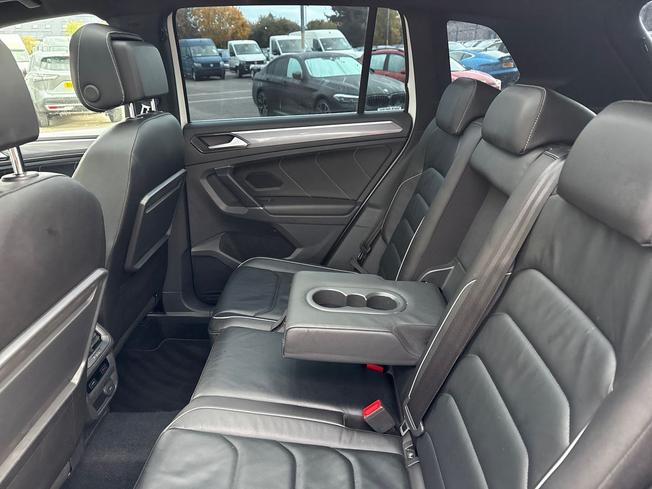 VOLKSWAGEN Tiguan Photo 25