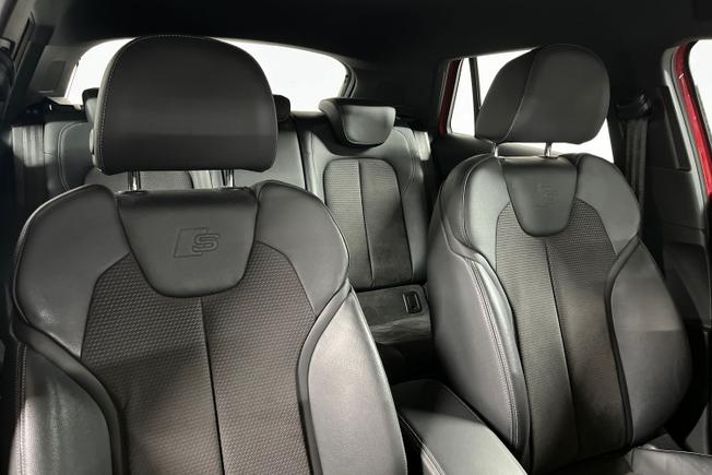AUDI Sq2 Photo 27