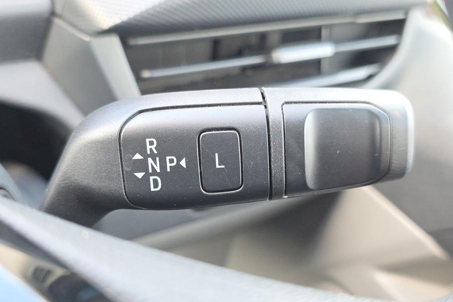 Used Ford TRANSIT CUSTOM WP75FXT 18