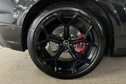 AUDI Rsq8 Photo 5