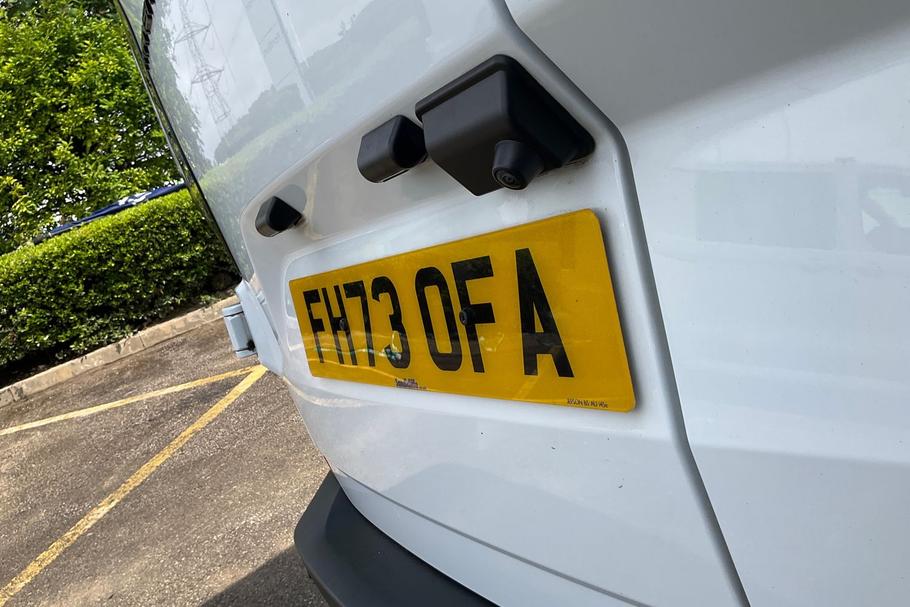 Used Ford TRANSIT CUSTOM FH73OFA 23