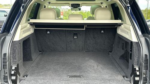 Land Rover Range Rover Photo autoimg-0eaefaf8bb2525be213d47f86e5f034c84630847.jpg