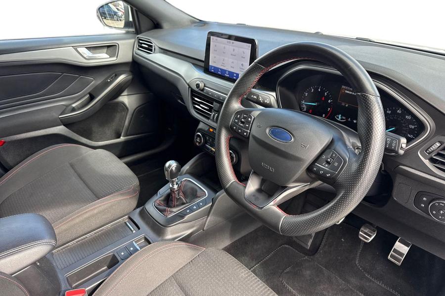 Ford FOCUS Photo autoimg-0eb5857d70af5861846416bbb42e89a90a89e262.jpg