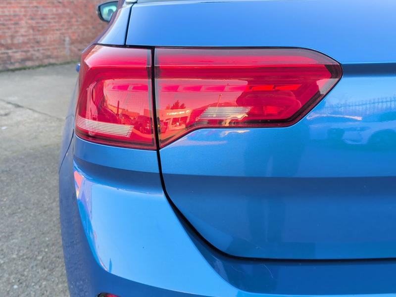 Used Volkswagen T-Roc NU69UJR 28