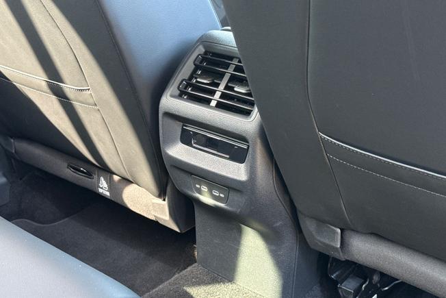 VOLKSWAGEN Tiguan Photo 43