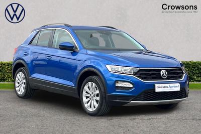Used 2020 Volkswagen T-roc 1.0 TSI 115PS SE 5dr. PARKING SENSORS. FOLDING MIRRORS. 20645 MILES at Crowsons of Spalding