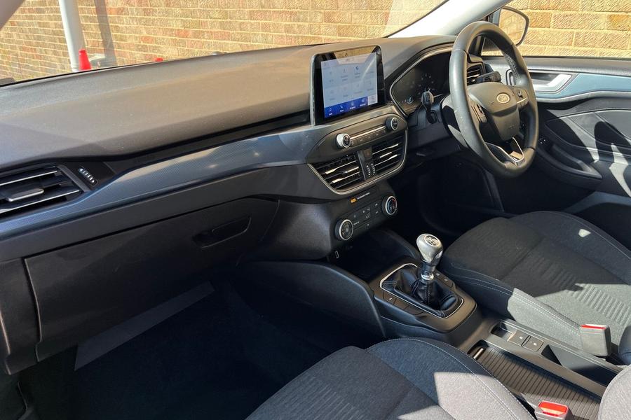 Ford Focus Photo autoimg-0ec4e16f1920433362d95fb7e5a1ec73c3e19f7b.jpg