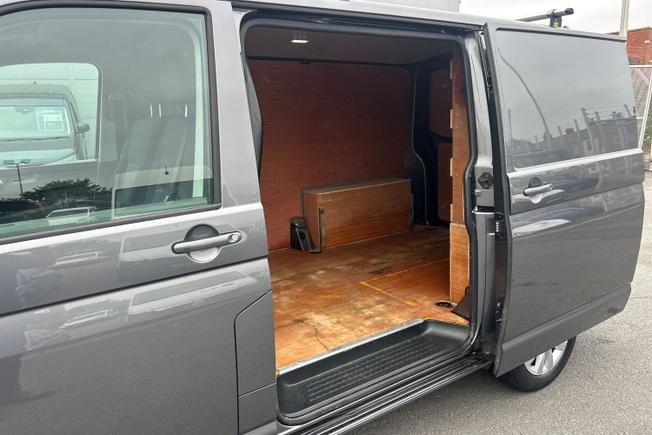 VOLKSWAGEN Transporter Photo 49