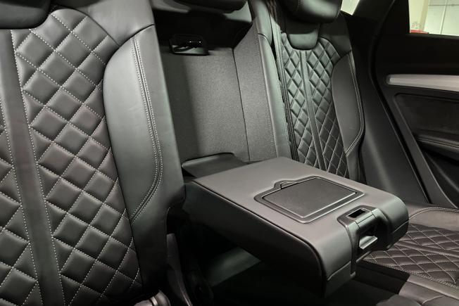 AUDI SQ5 Photo 30