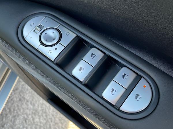 Hyundai IONIQ 5 Photo autoimg-0ecc84628e169f0a4e1513c61f804181f6346d22.jpg