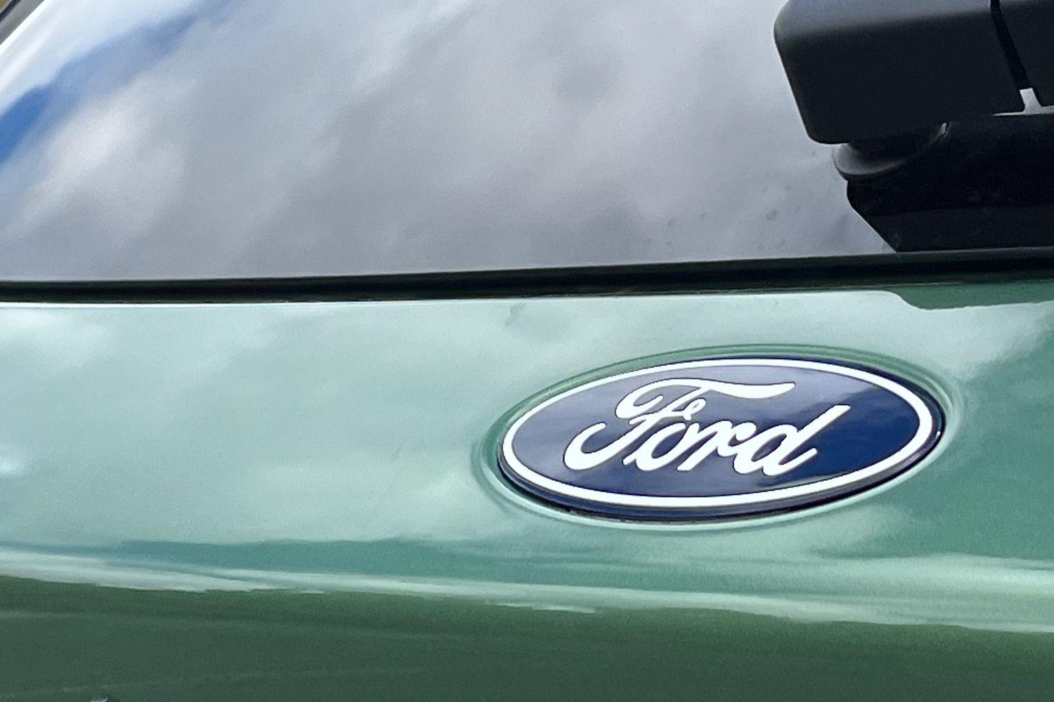 Ford KUGA Photo 39