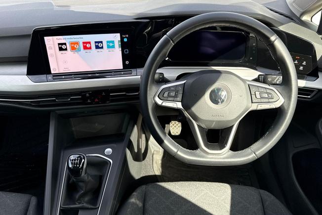 Volkswagen Golf Photo 11