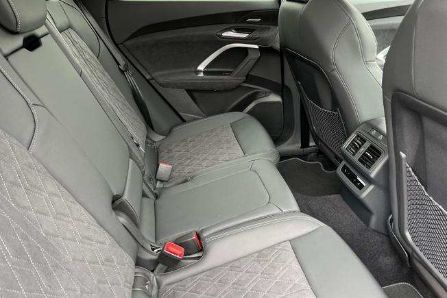 AUDI  Q5 SUV Photo 47