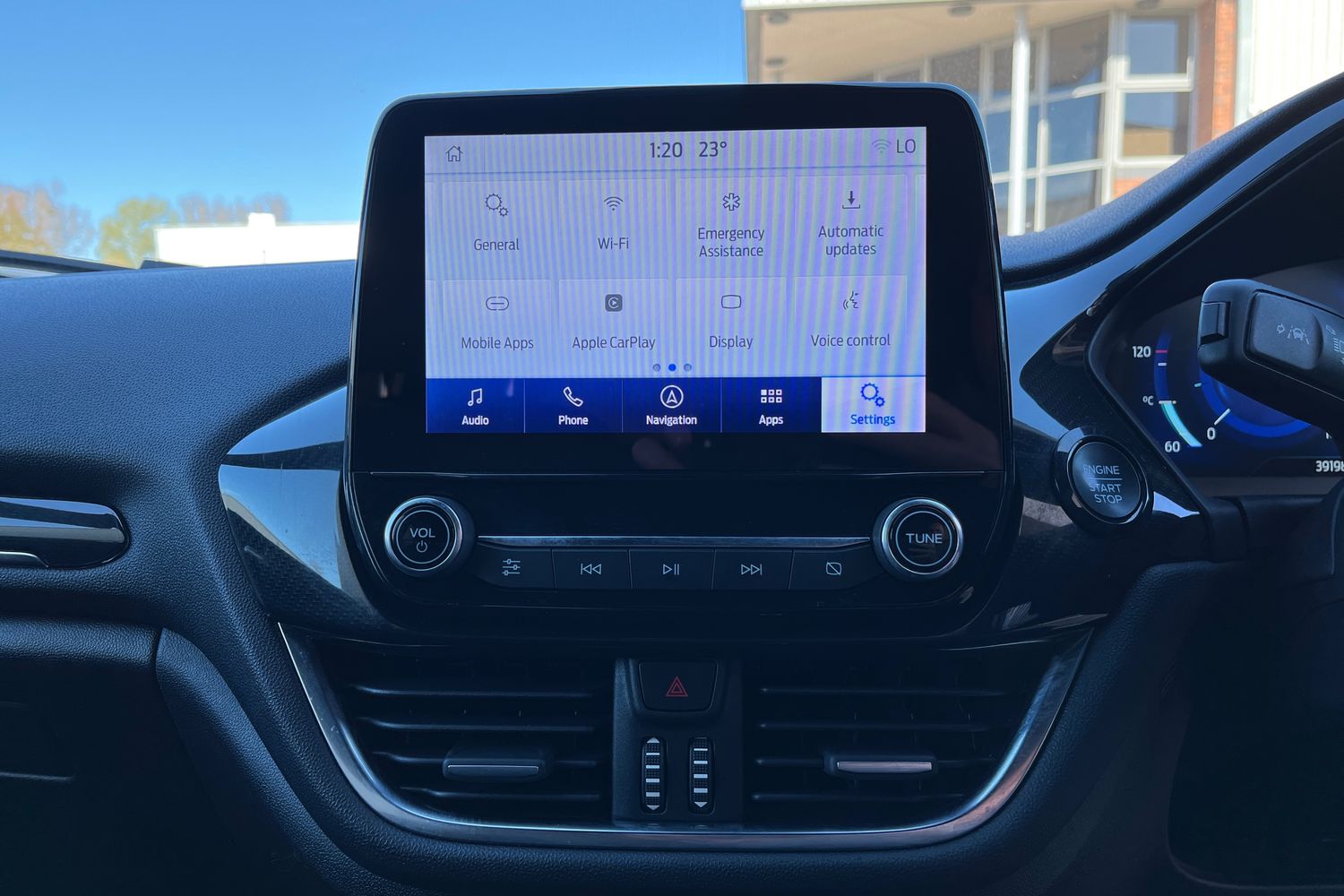 Ford Fiesta Photo 34