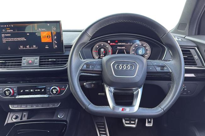 AUDI Q5 Photo 11